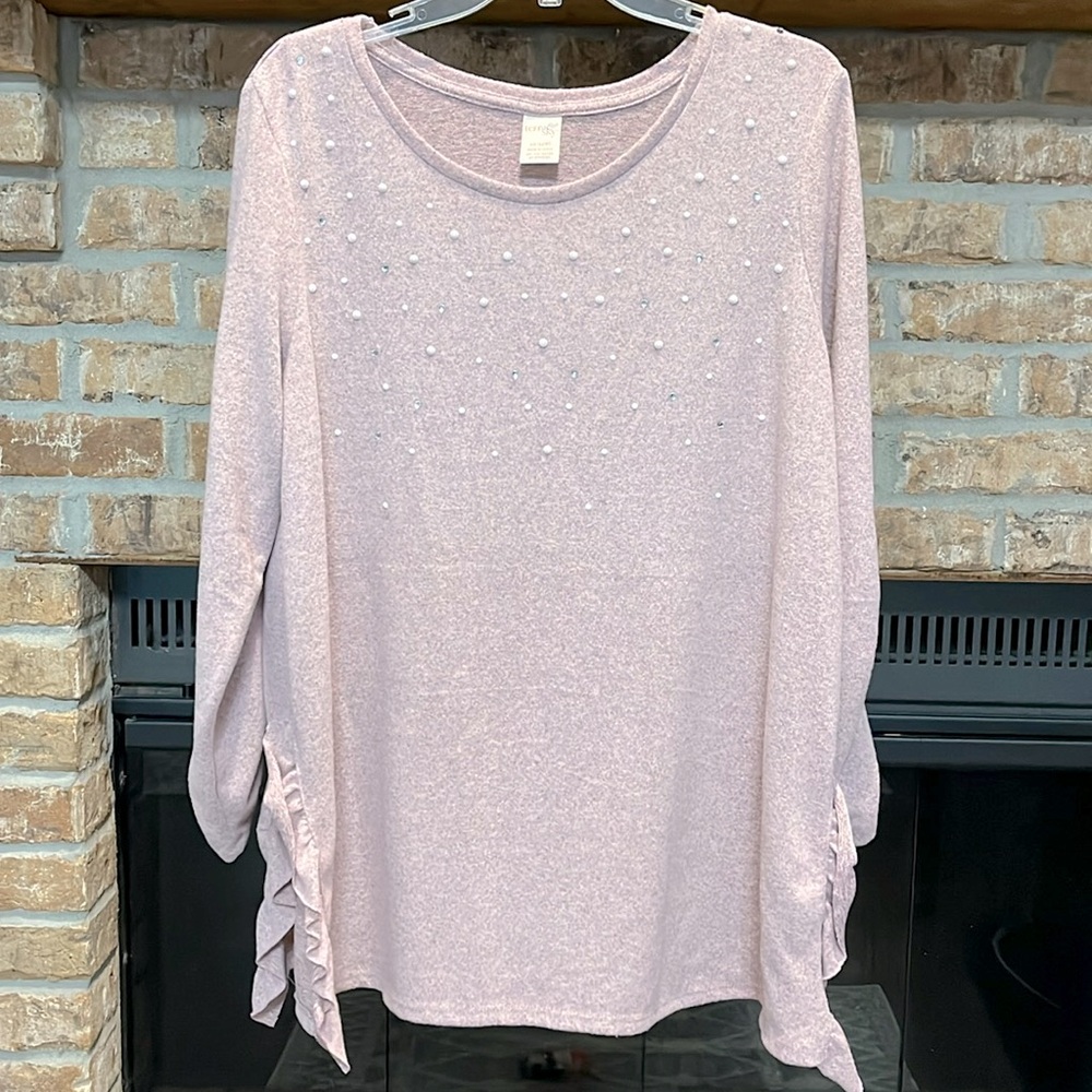 NWOT Terra & Sky women’s sweater